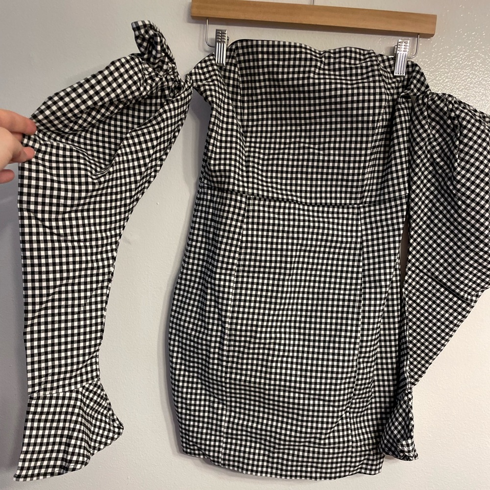 Naked wardrobe dress!